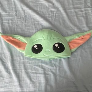 Disney grogu/baby yoda hat